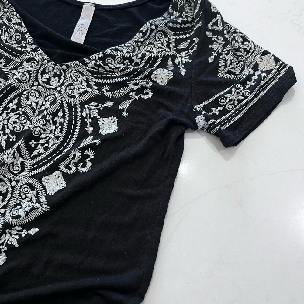 Dress - Picture 4 of 4